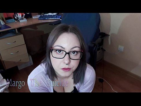 ❤️ Une fille sexy avec des lunettes suce profondément un gode devant la caméra ❤️ Porno de qualité at porn fr.nomescriativos.top ❌️